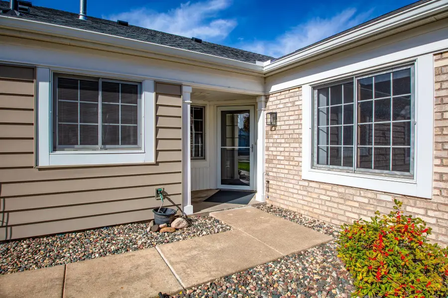 6800 Fremont Lane, Woodbury, MN 55125 - Image #2