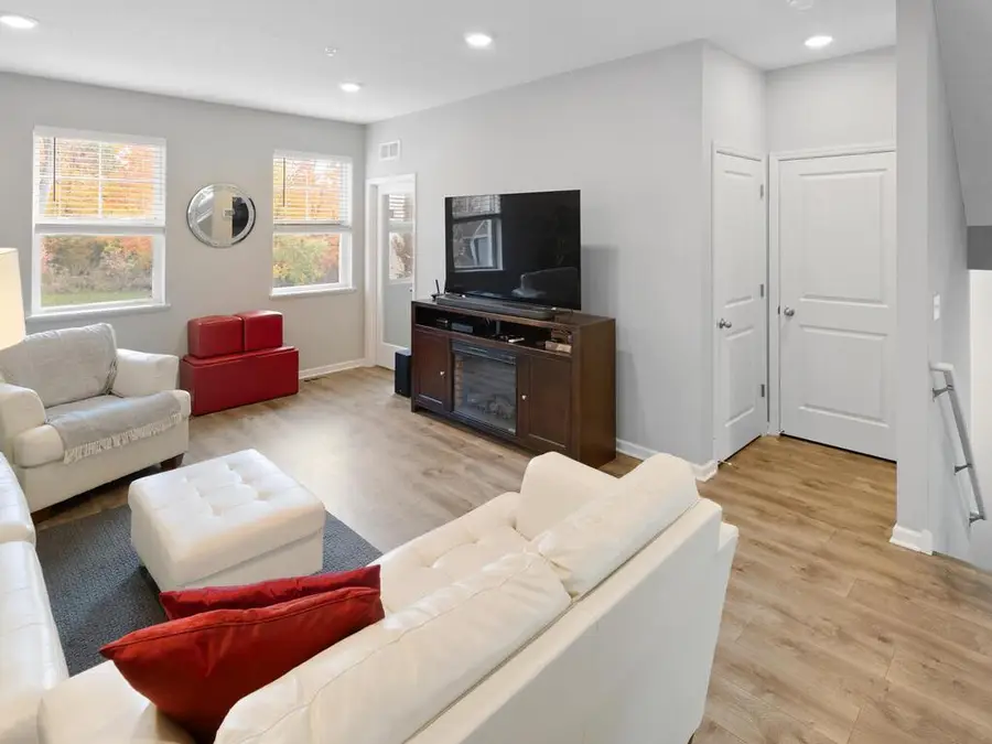 9601 Olive Lane N, Maple Grove, MN 55311 - Image #3