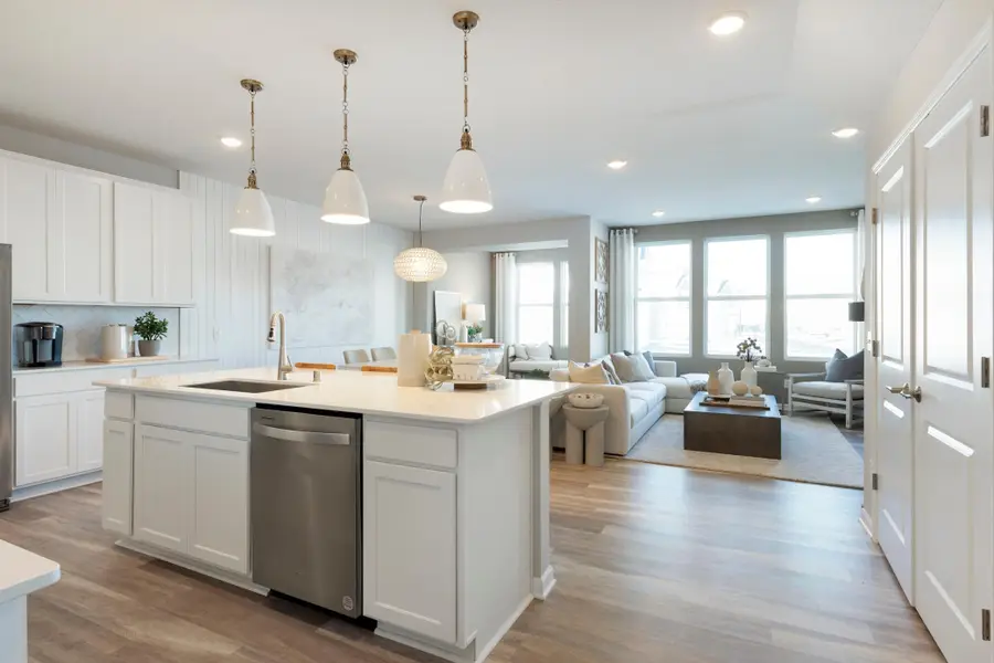 1130 Farrier Road, Shakopee, MN 55379 - Image #3