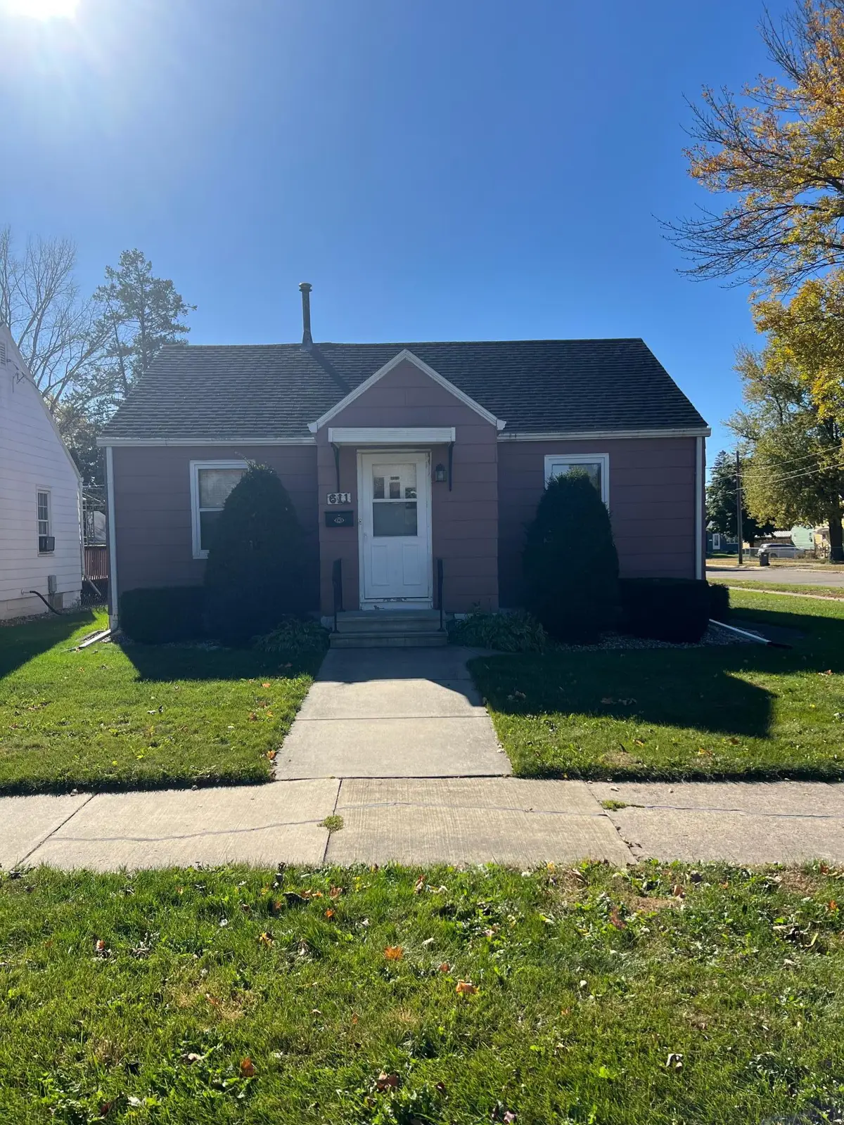 611 13th Avenue Sw, Austin, MN 55912 - #1