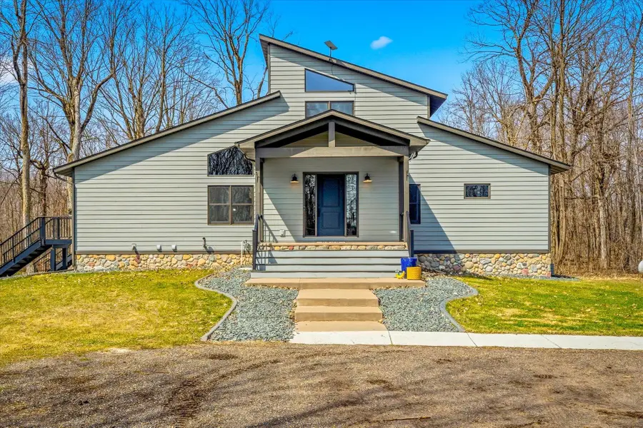 34010 Pioneer Avenue, Center City, MN 55012 - #2