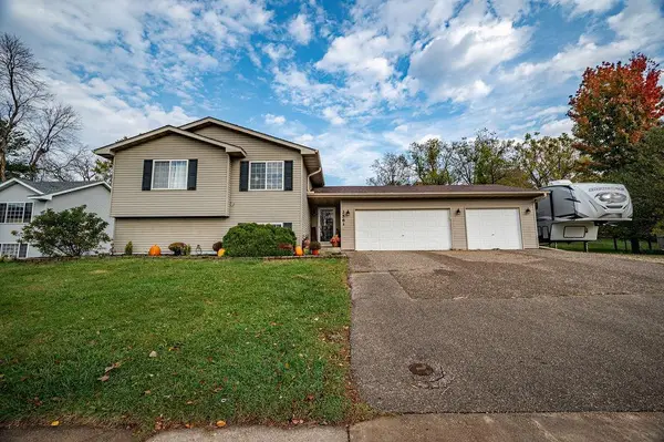 256 W Panther Drive, Ellsworth, WI 54011