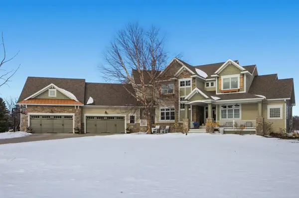 310 48th Avenue Sw, Moorhead, MN 56560