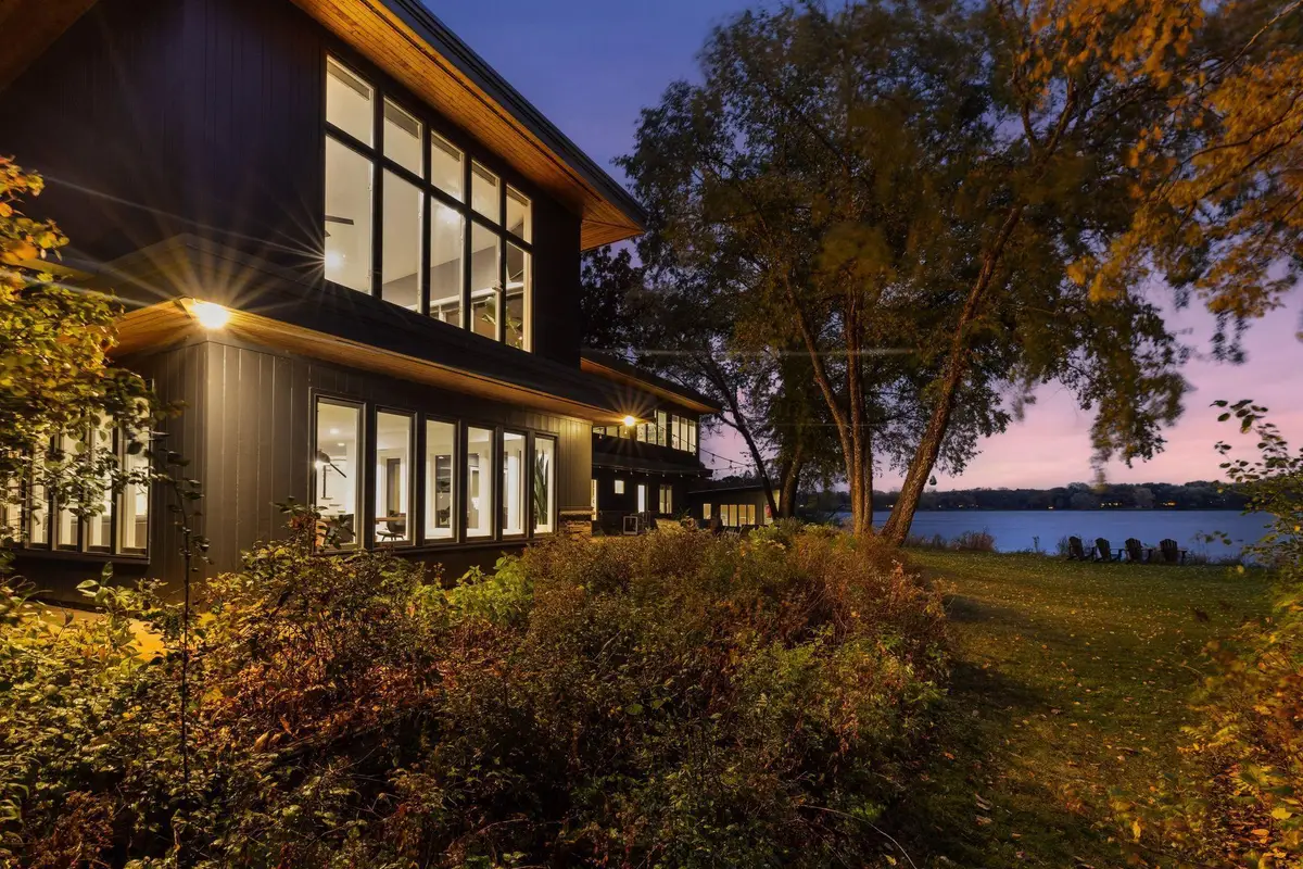 10 W Shore Road, Saint Paul, MN 55127 - Image #1