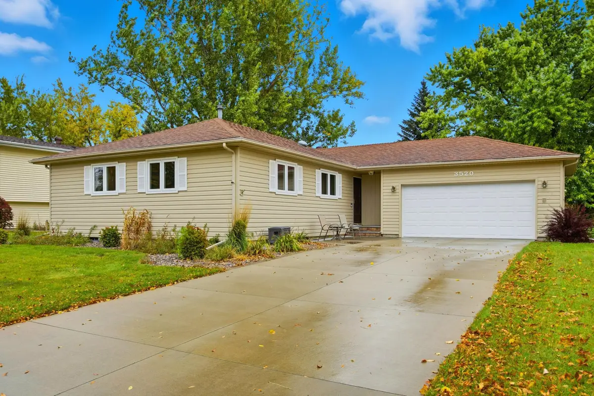3520 10th Street S, Fargo, ND 58104 - Image #1
