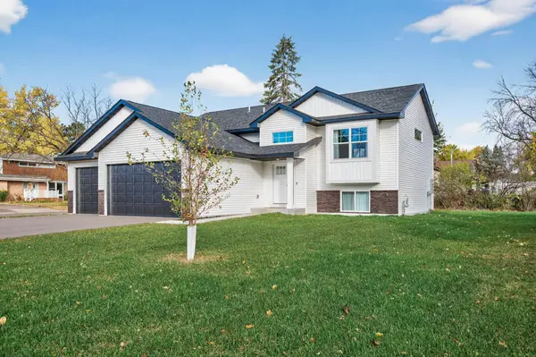 4193 119th Lane Nw, Minneapolis, MN 55433