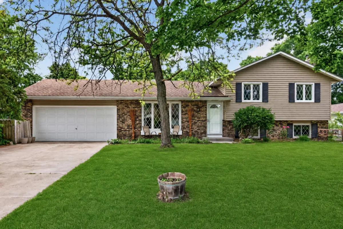 7599 Iverson Avenue S, Cottage Grove, MN 55016 - #1
