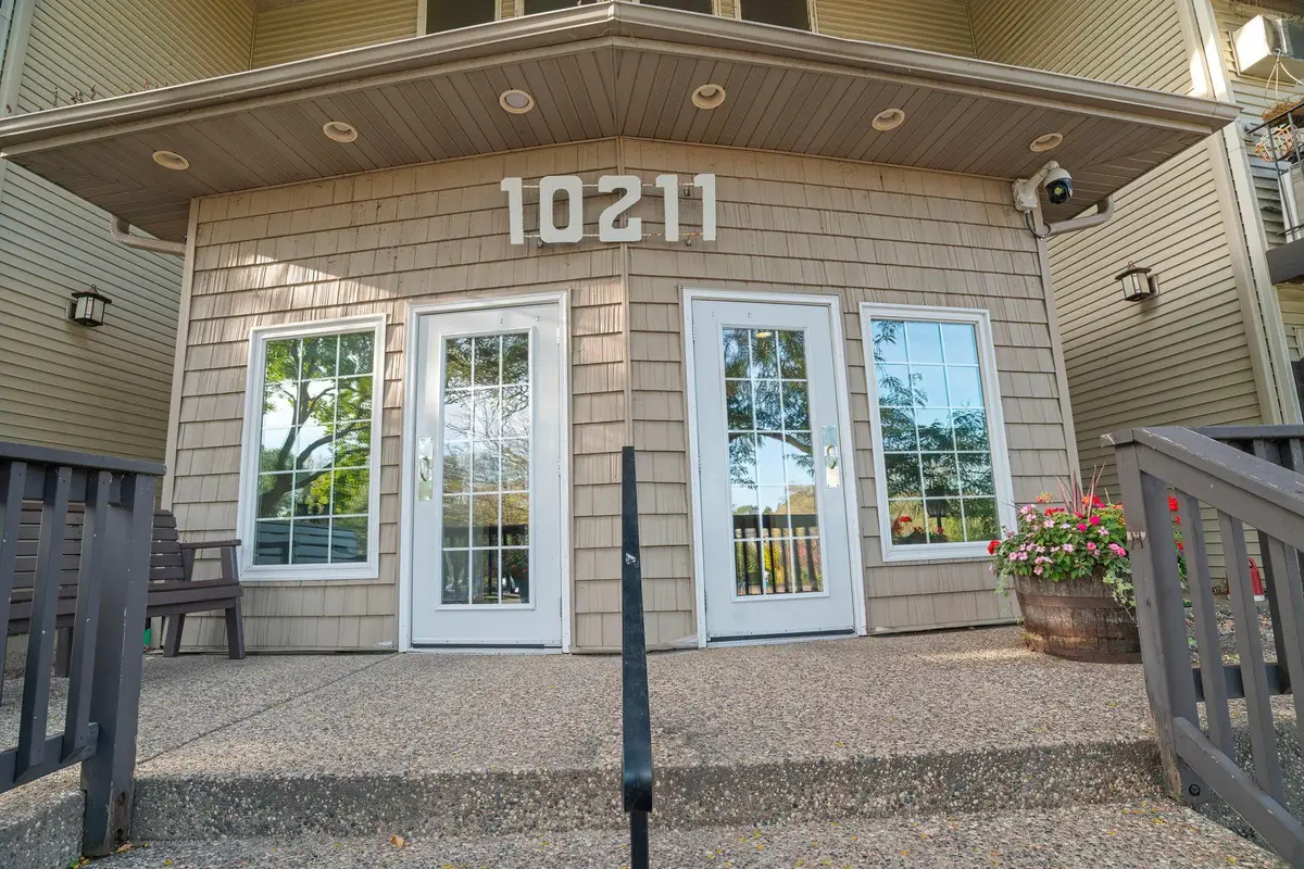 10211 Cedar Lake Road #208, Hopkins, MN 55305 - Image #1