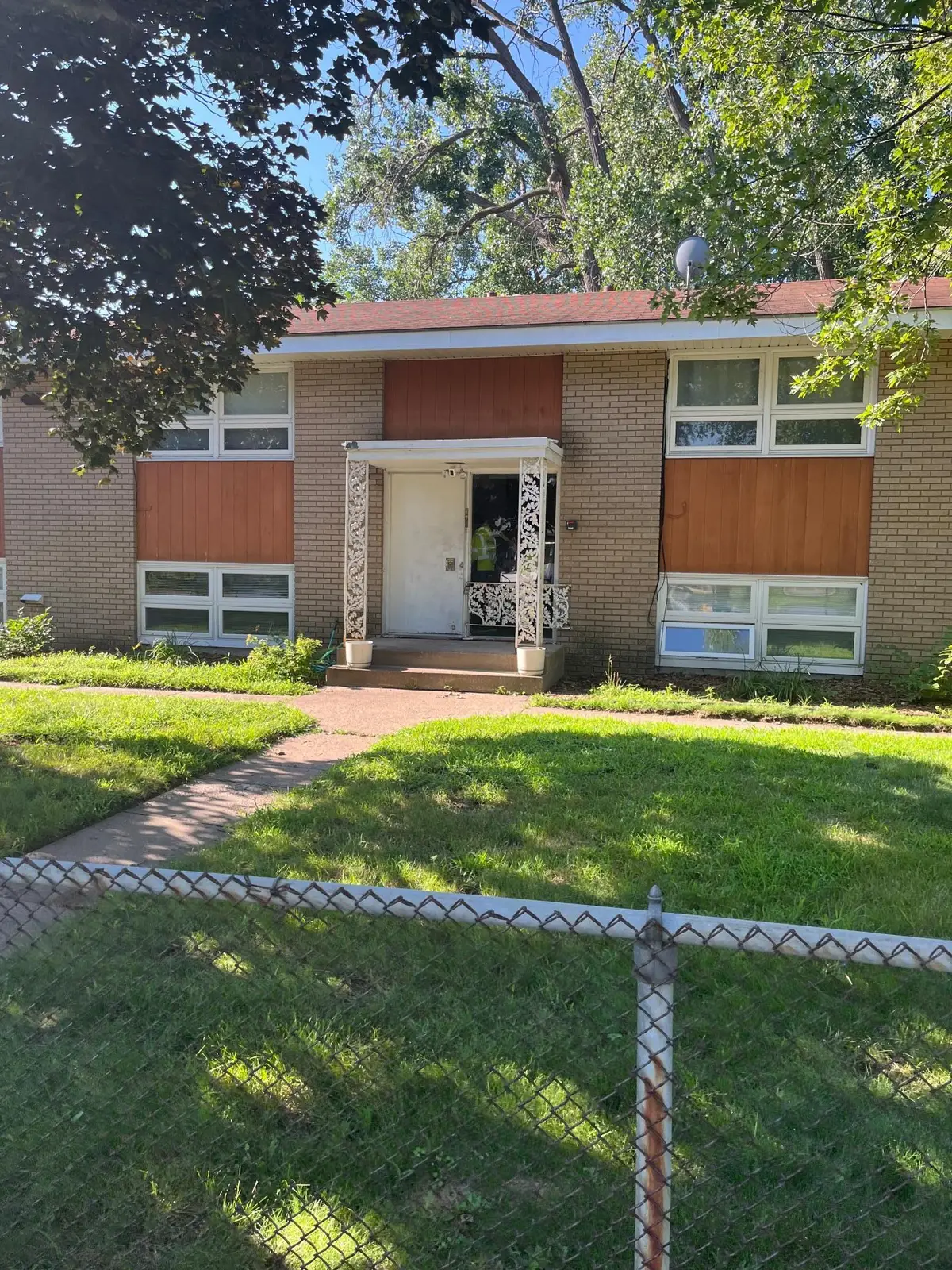 1107 57th Avenue N, Minneapolis, MN 55430 - Image #1