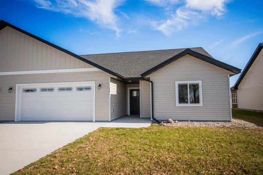 714 Main Street N, Sauk Centre, MN 56378 - #2