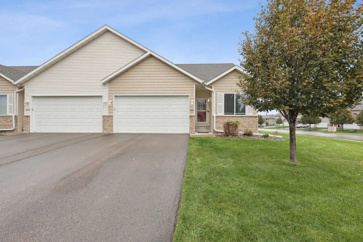 4225 Blakewood Drive, Shakopee, MN 55379 - Image #1