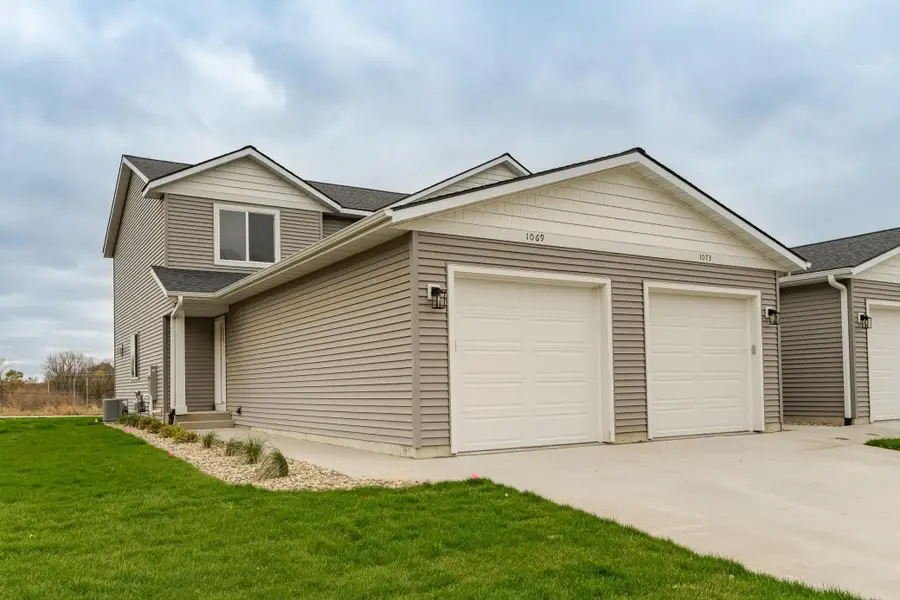 1069 Century Village Lane Ne, Rochester, MN 55906 - Image #2
