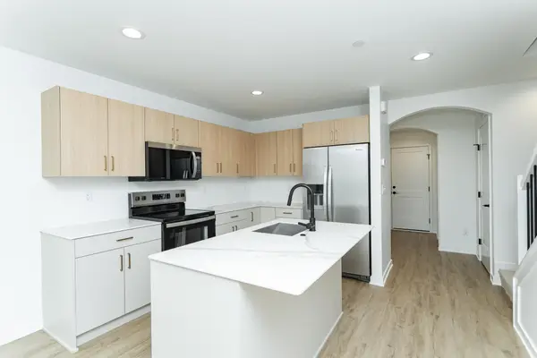 1081 Century Village Lane Ne, Rochester, MN 55906