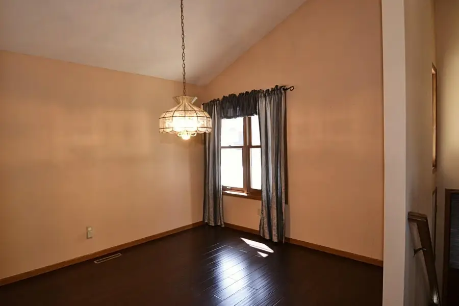 5700 Willow Trail, Saint Paul, MN 55126 - Image #2