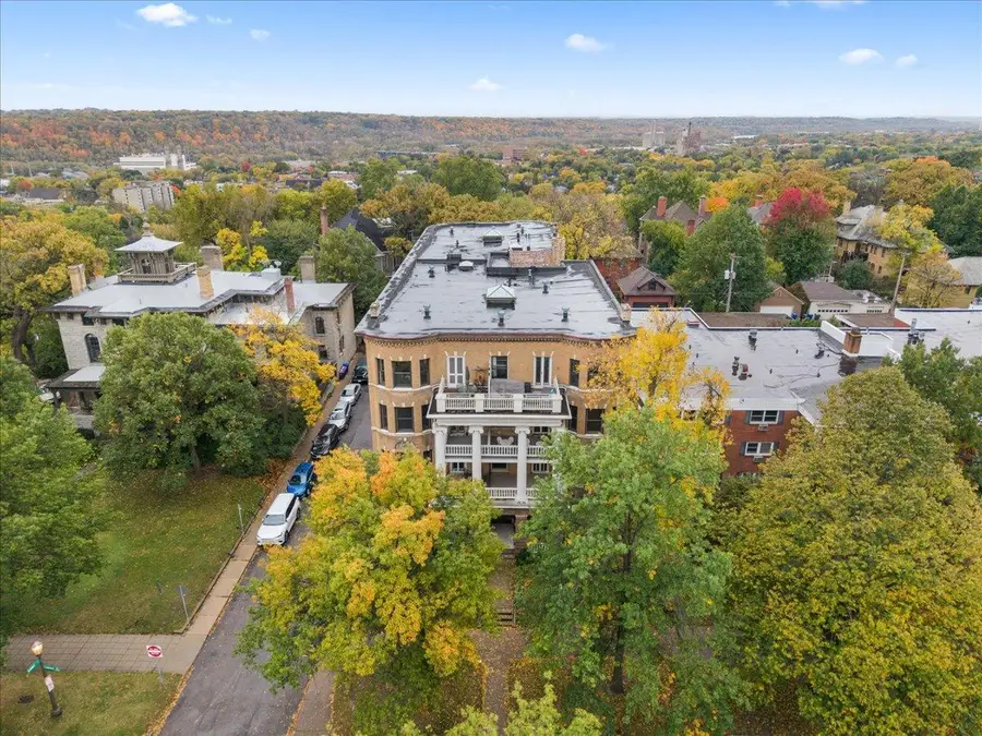 442 Summit Avenue #4, Saint Paul, MN 55102 - Image #2