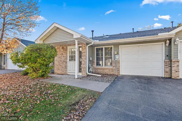 14812 58th Street N #5D, Oak Park Heights, MN 55082