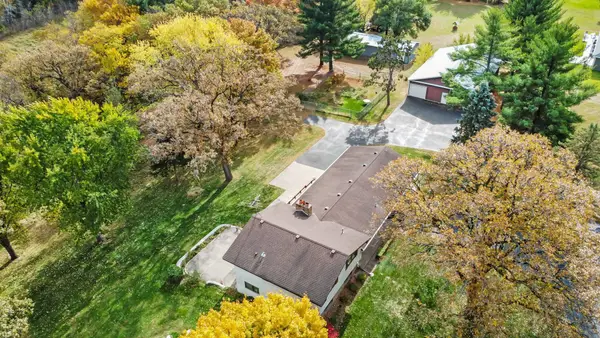 17855 Round Lake Boulevard Nw, Andover, MN 55304