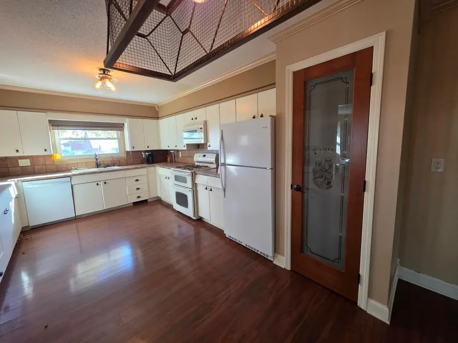 1557 100th Avenue, Lake Wilson, MN 56151 - #2