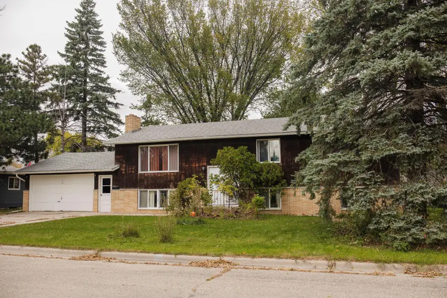 12 Sunnyslope Road, Morris, MN 56267 - Image #2