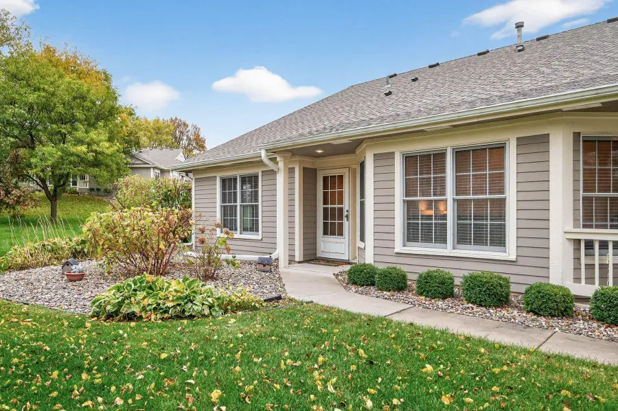 1731 Donegal Drive, Woodbury, MN 55125 - Image #3