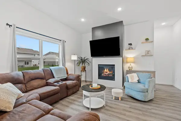 20209 Prairie Drive, Big Lake, MN 55309