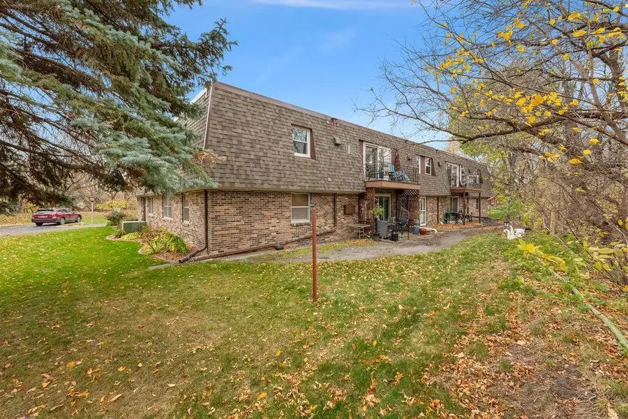 520 6th Avenue W #8, West Fargo, ND 58078 - Image #2