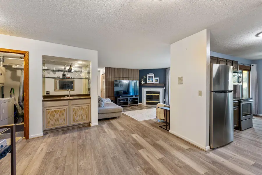 11200 Westwind Drive, Eden Prairie, MN 55344 - Image #3