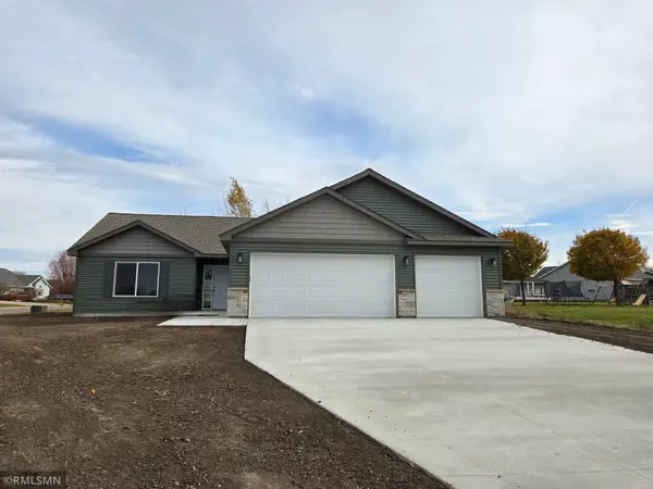 812 Pond View Drive, Arlington, MN 55307