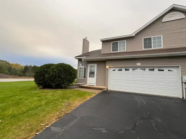 7298 Lea Court N, Circle Pines, MN 55014