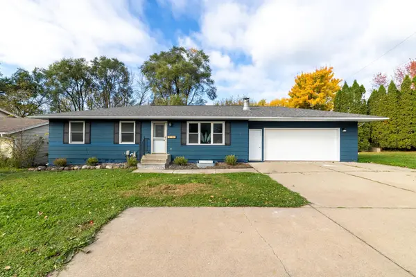 3101 Mcknight Road N, Maplewood, MN 55109