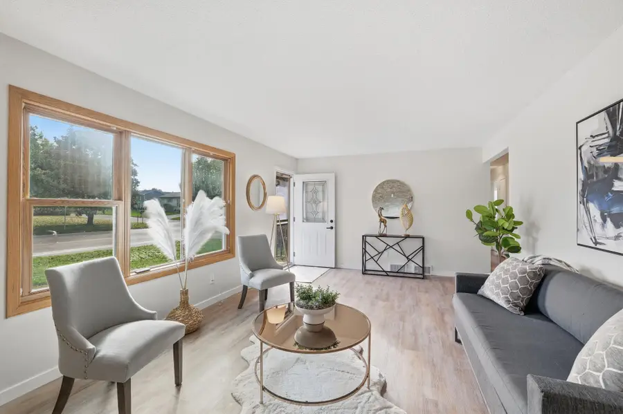 3101 Mcknight Road N, Maplewood, MN 55109 - Image #3