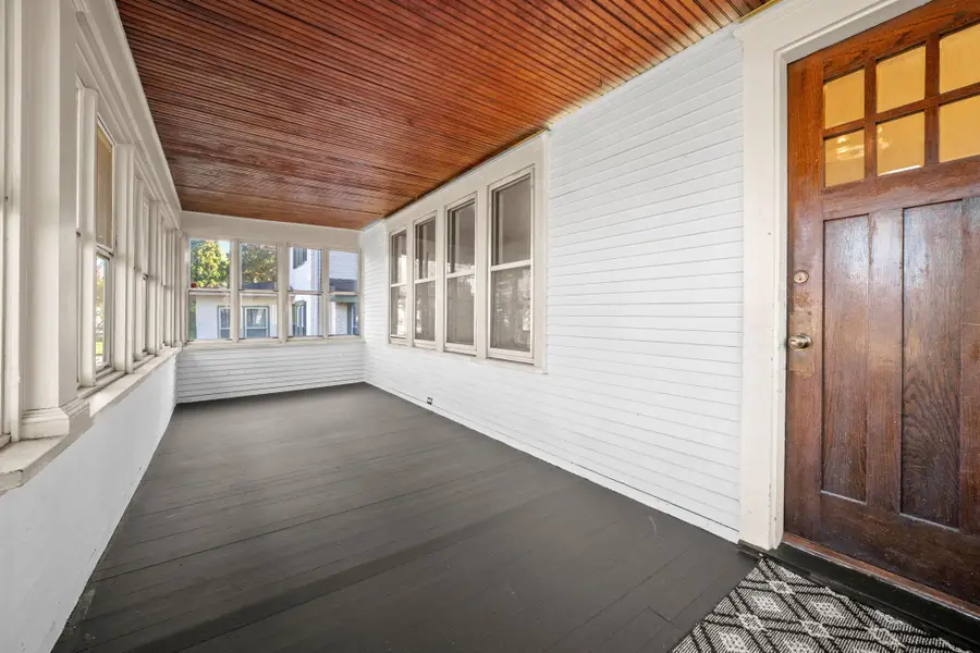 1048 Marshall Avenue, Saint Paul, MN 55104 - Image #2