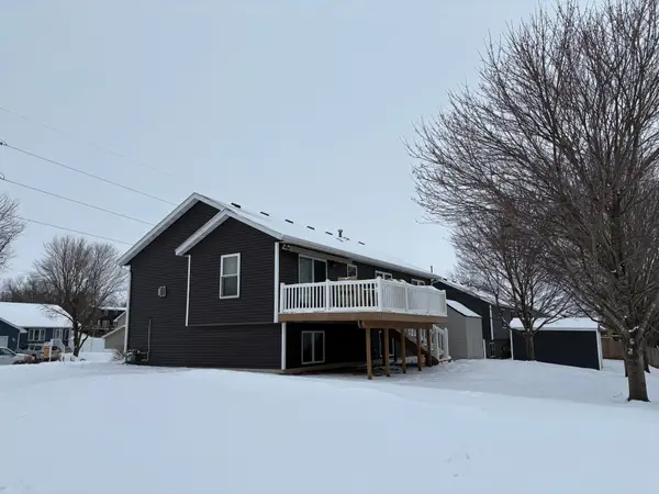 300 7th Street Sw, Plainview, MN 55964