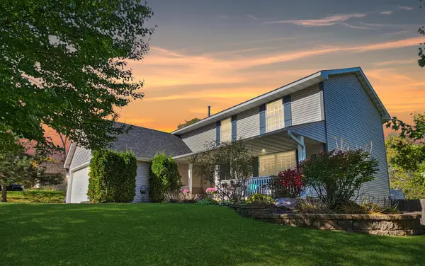 10300 Oakhill Court, Elko, MN 55020