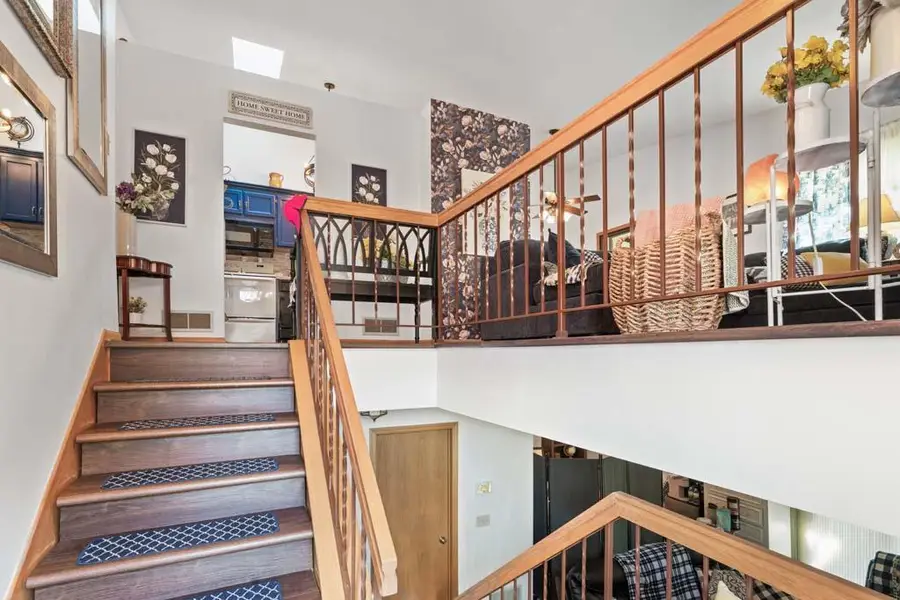 6913 Sherwood Road, Woodbury, MN 55125 - Image #3