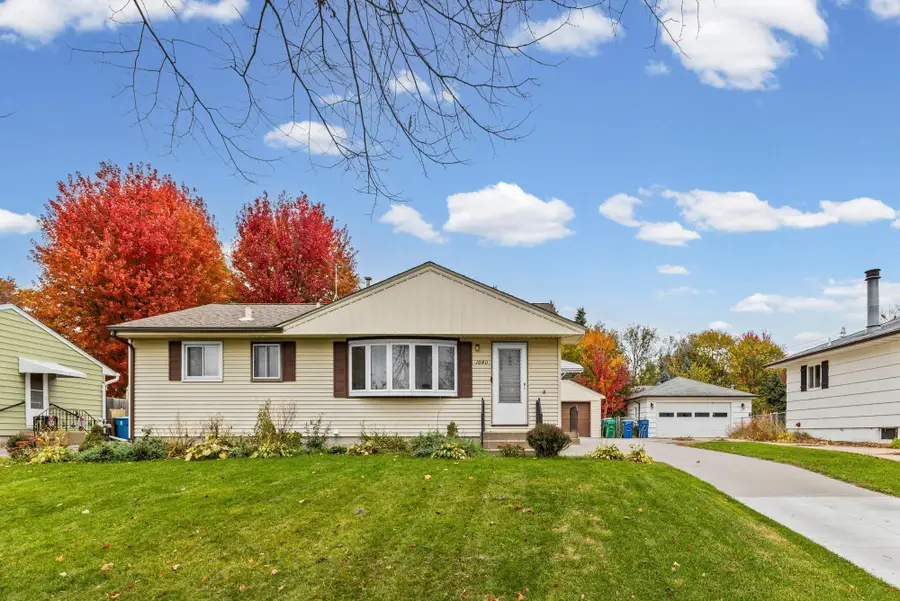 1040 3rd Street Nw, Saint Paul, MN 55112 - Image #3