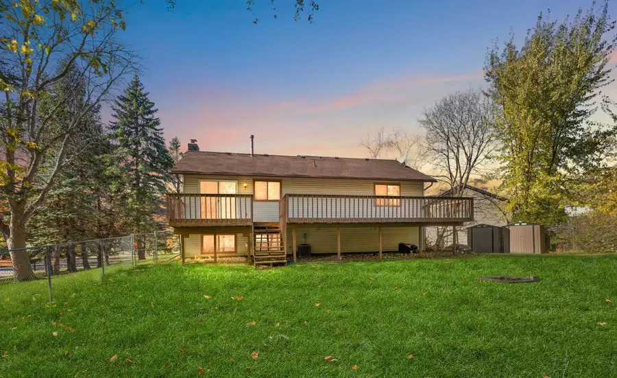 6816 Stratford Court, Woodbury, MN 55125 - #2