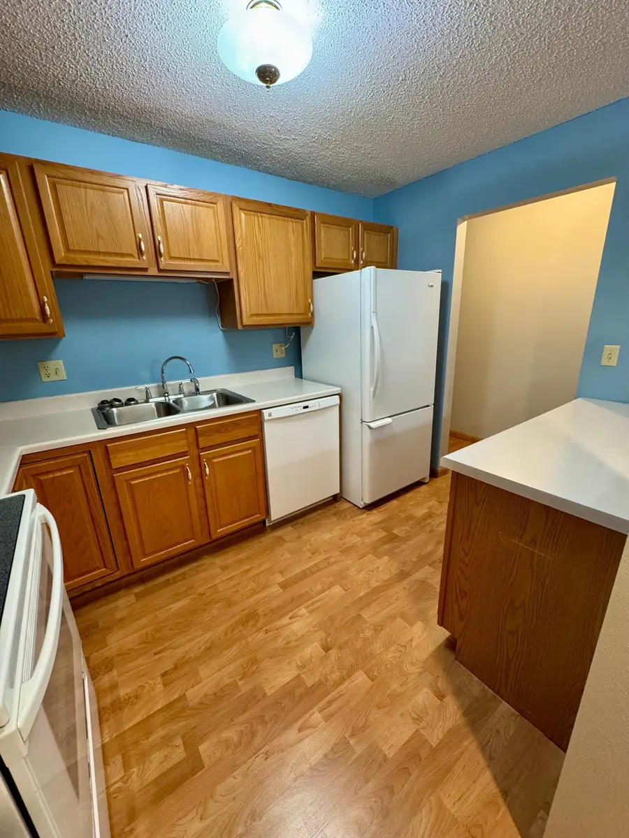 912 Hawthorne Street #106, Alexandria, MN 56308 - Image #3