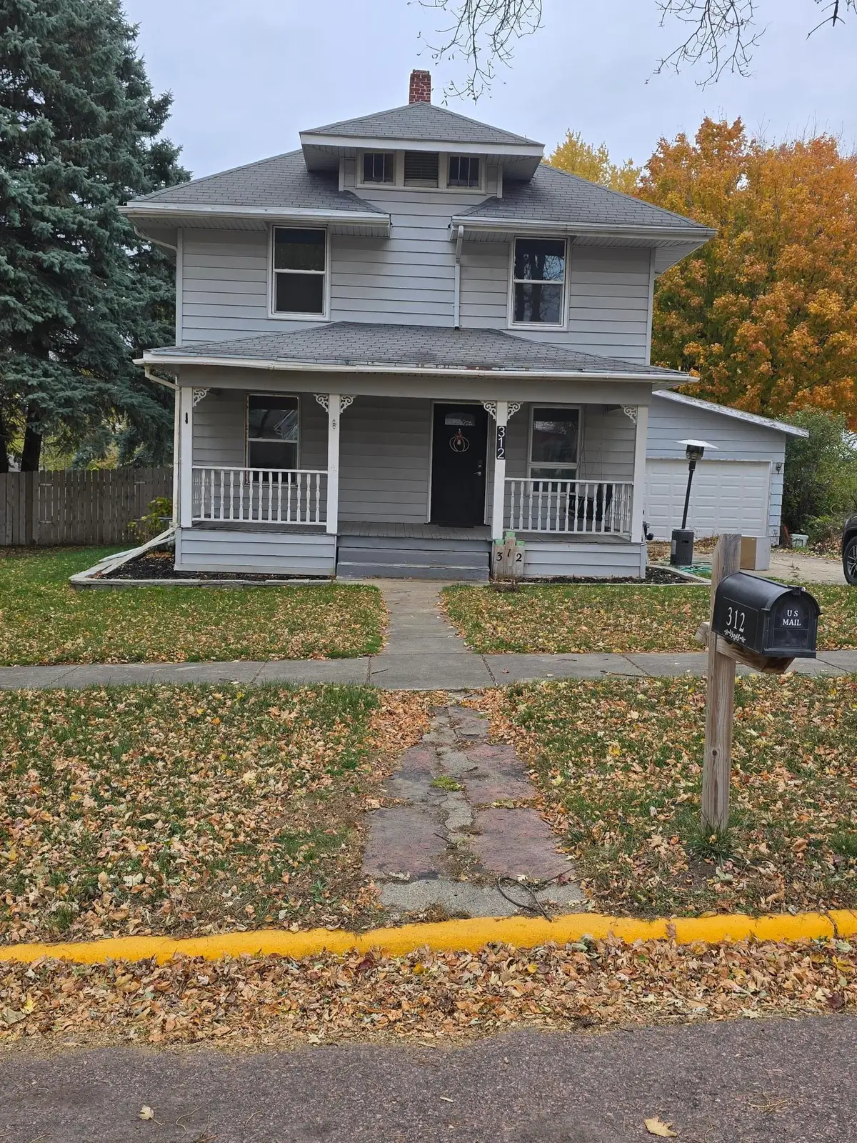 312 6th Street E, Jasper, MN 56144 - Image #1