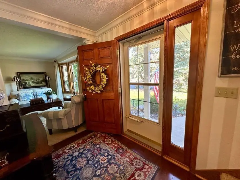 1147 Mary Place S, Saint Paul, MN 55119 - Image #3