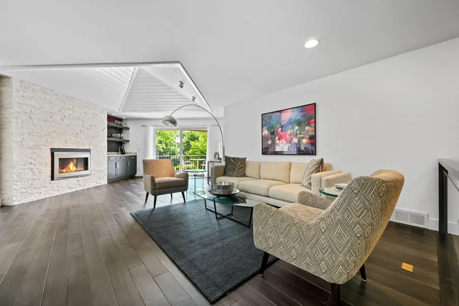 6102 Waterford Court S, Minneapolis, MN 55436 - Image #2