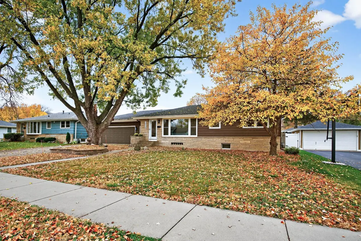 12724 Monterey Avenue S, Savage, MN 55378 - Image #1