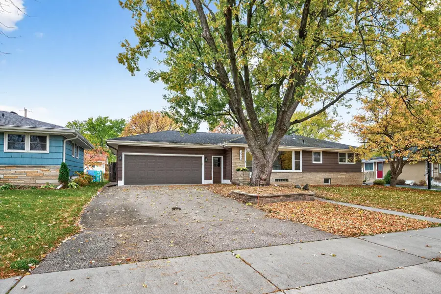 12724 Monterey Avenue S, Savage, MN 55378 - Image #2