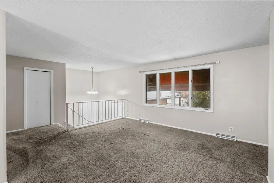 10421 Quebec Avenue S, Minneapolis, MN 55438 - Image #3