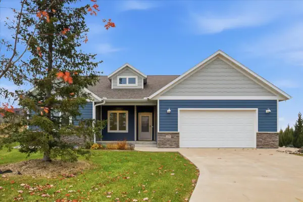 127 Emerald Lake Drive, Lake City, MN 55041