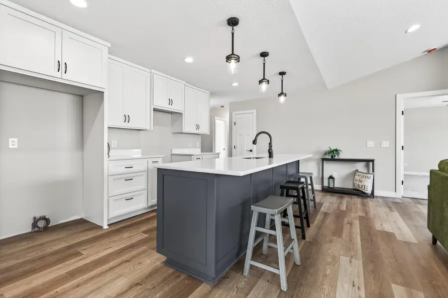 7222 Hawthorne Court, North Branch, MN 55056 - #3