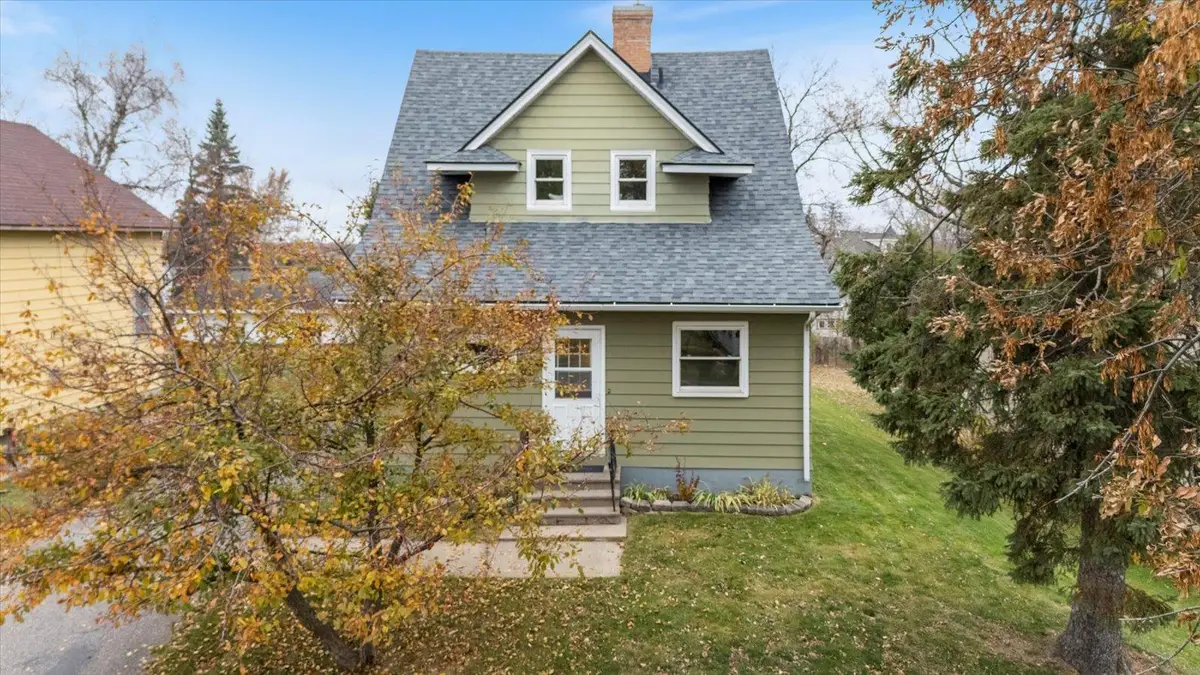 514 4th Street Nw, Chisholm, MN 55719 - #1