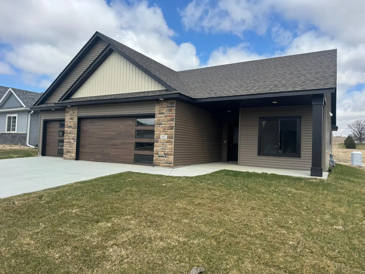 102 Fairway Street, Zumbrota, MN 55992 - #1