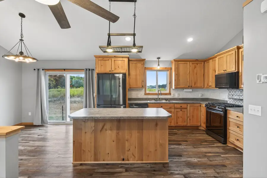 13626 299th Avenue Nw, Princeton, MN 55371 - Image #3