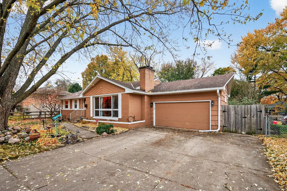 6413 Noble Avenue N, Minneapolis, MN 55429 - Image #1